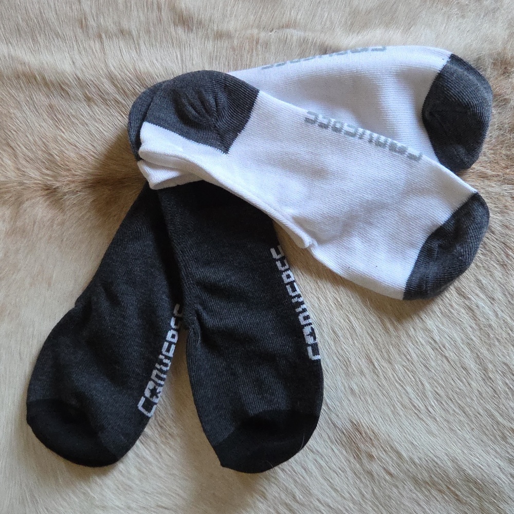 NWOT Converse 2 Pair Black/White/Gray Bootie Athletic Socks